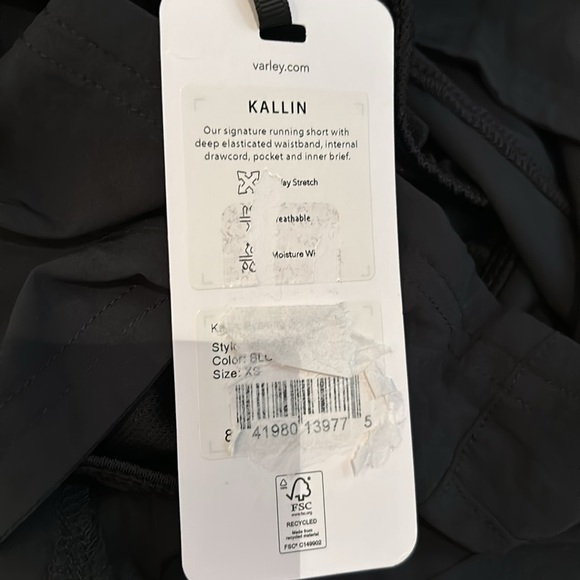 Varley kallin running shorts black NWT - Picture 6 of 6